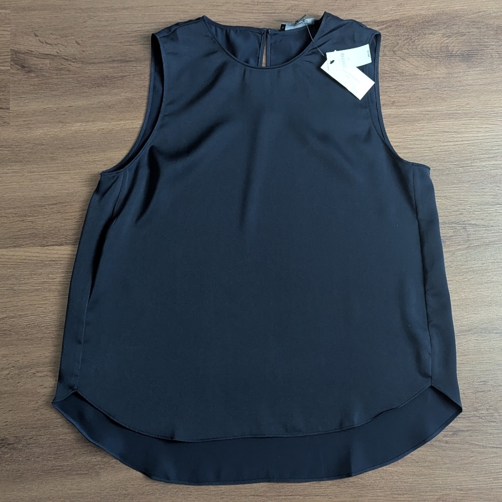Banana Republic Satin Naby Blouse NWT